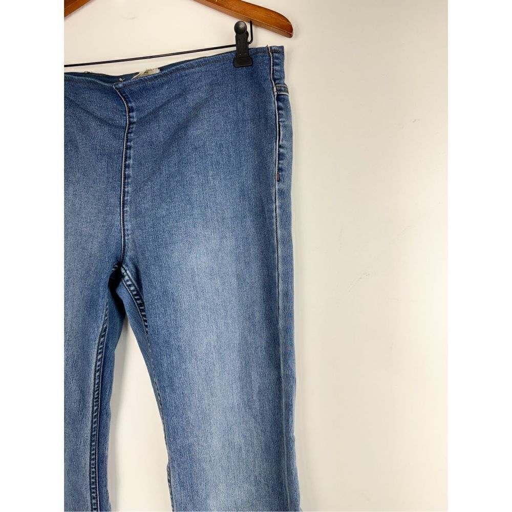 Free People Women's Blue We The Free Penny Pull-On Flare Jeans Size 30 - Picture 6 of 11